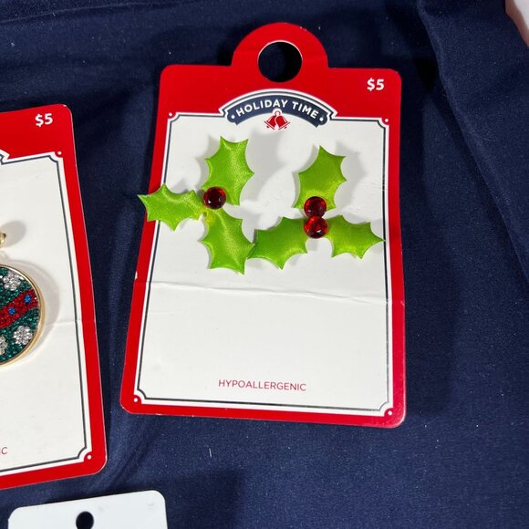 Set Of 5 Festive Christmas Earrings Holiday Time & Fashion Jewelry Hypoallergeni - Picture 3 of 5